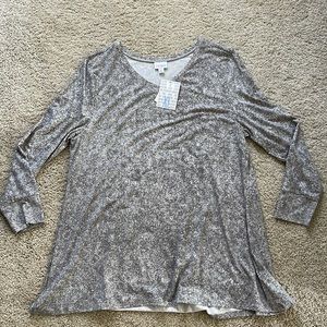 NWT LuLaRoe Elizabeth tunic top
